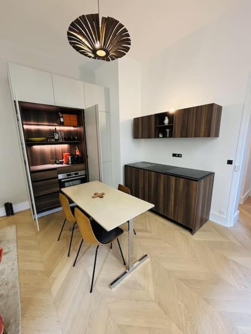Appartamento Modern Canal St Martin *